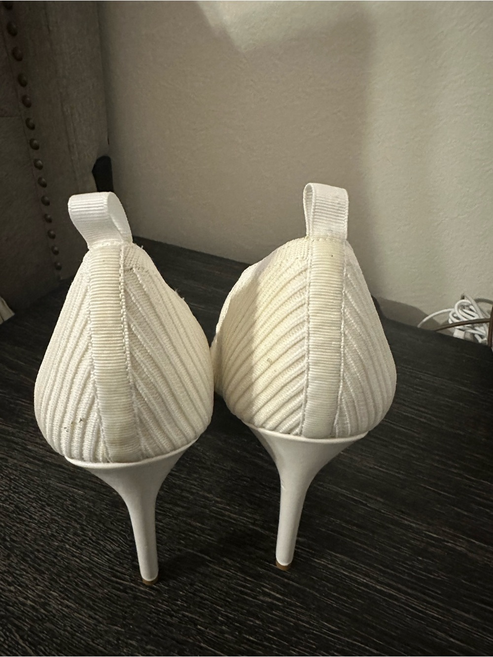 Mi Cream Pointed-Toe Ribbed Pump Heels - Picture 2 of 5